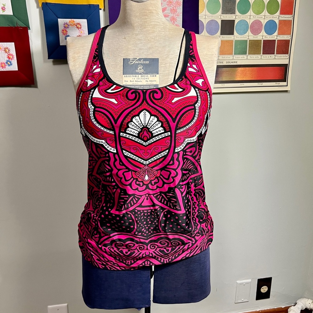 Athleta Pink & Black Patterned Racerback Tankini Top Sz L